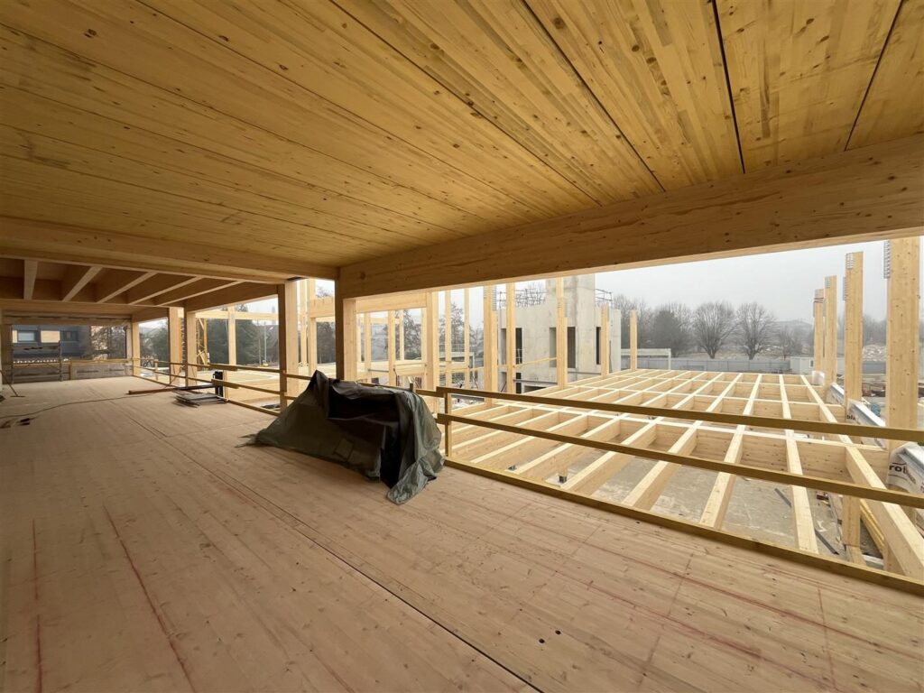 Structure en bois lamellé-collé de l’école internationale de Troyes